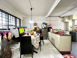 Blk 559 Jurong West Street 42 (Jurong West), HDB Executive #512377151